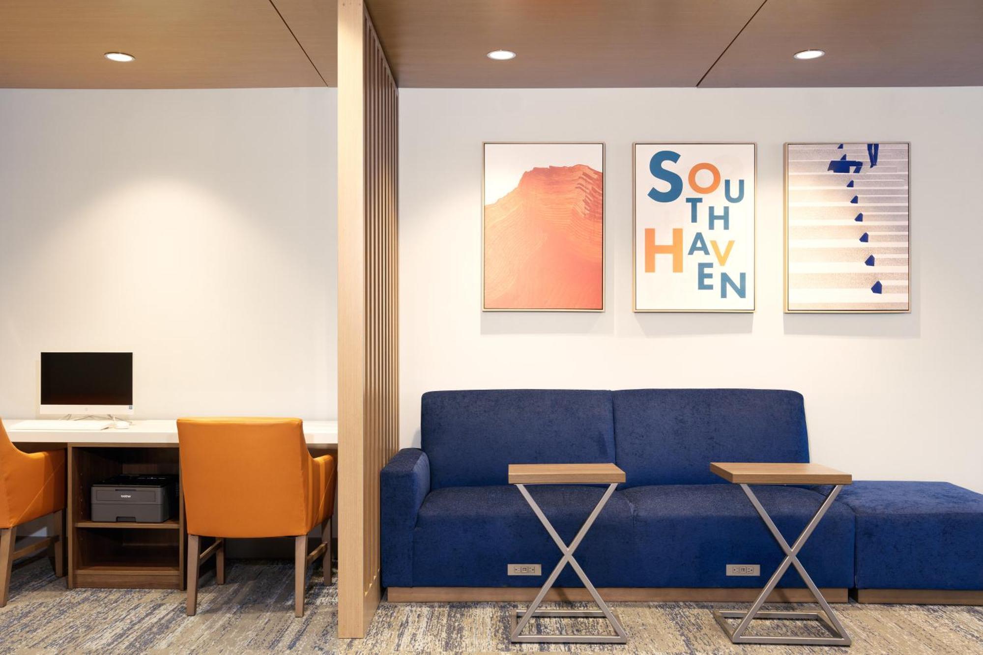 Holiday Inn Express Hotel & Suites Terre Haute By Ihg Eksteriør billede