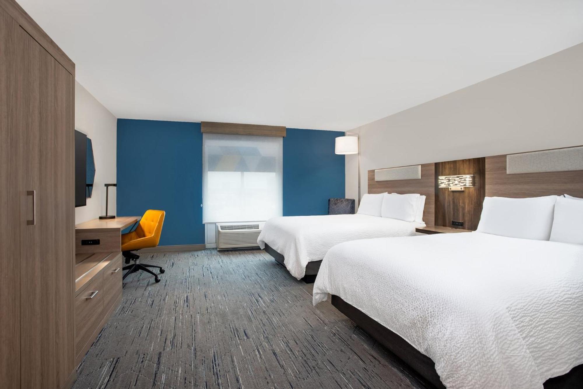 Holiday Inn Express Hotel & Suites Terre Haute By Ihg Eksteriør billede