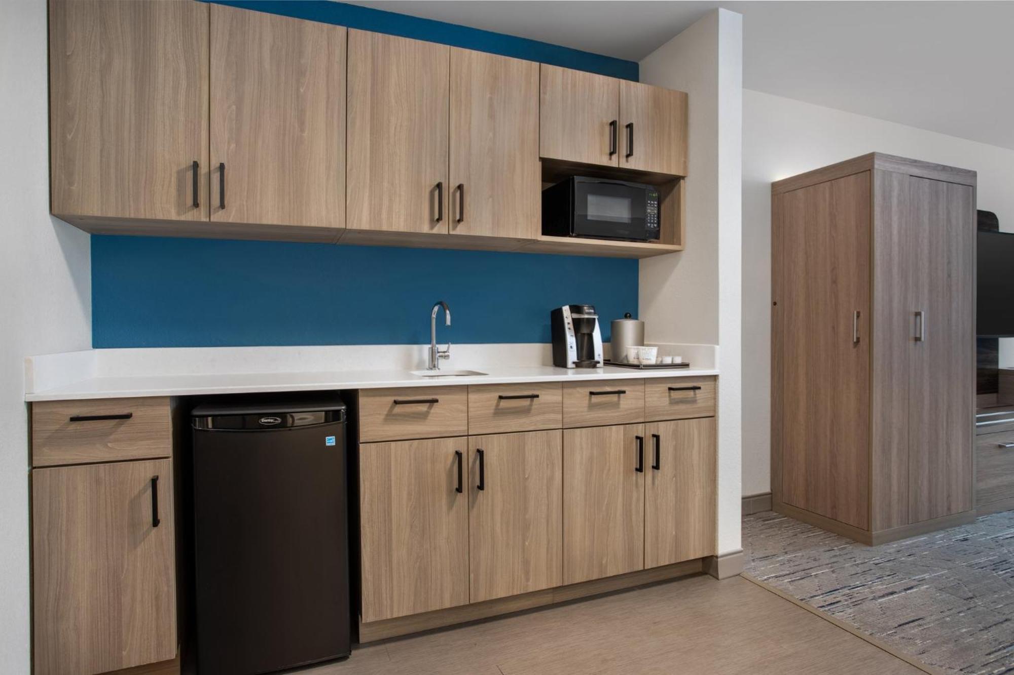 Holiday Inn Express Hotel & Suites Terre Haute By Ihg Eksteriør billede