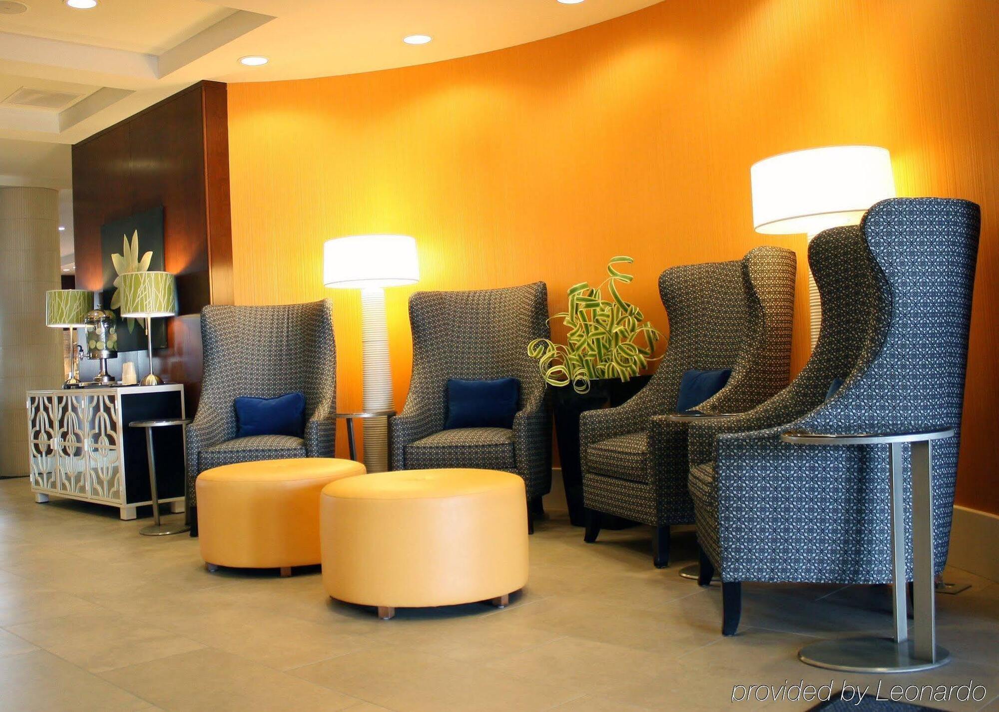 Holiday Inn Express Hotel & Suites Terre Haute By Ihg Eksteriør billede