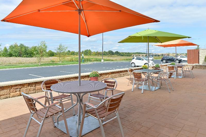 Holiday Inn Express Hotel & Suites Terre Haute By Ihg Eksteriør billede