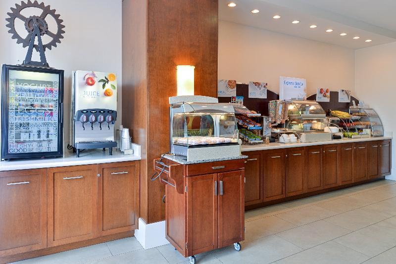 Holiday Inn Express Hotel & Suites Terre Haute By Ihg Eksteriør billede